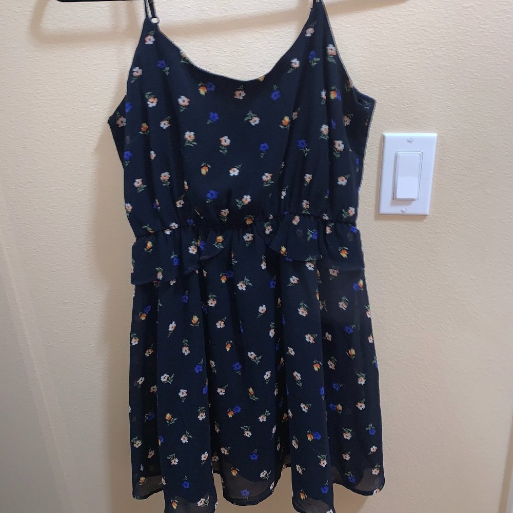 Forever 21 Floral Navy Blue Dress - Size Medium